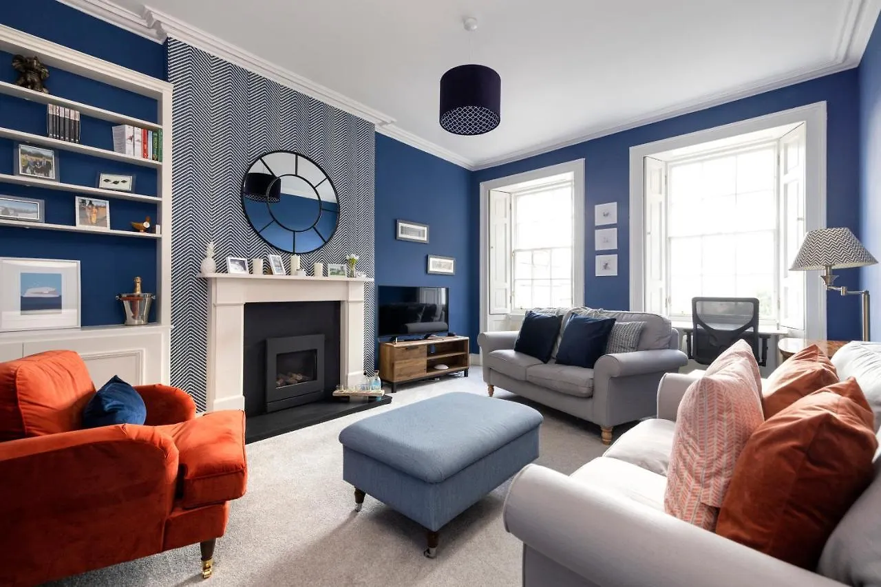 Elegant 2-Bedroom Apartment In Edinburgh City Centre Velká Británie